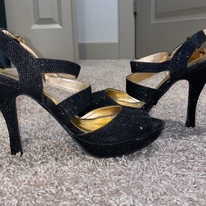 Black sparkly heels size 7.5